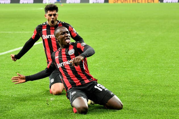 Leverkusen, Bayarena, 25 11 21, GER, men, UEFA Europa League, 2021 2022 season, Bayer 04 Leverkusen Celtic Glasgow picture Moussa Diaby Leverkusen cheers after his goal to make it 3 2 Only for journalistic use Only for editorial use North Rhine Westphalia Germany.