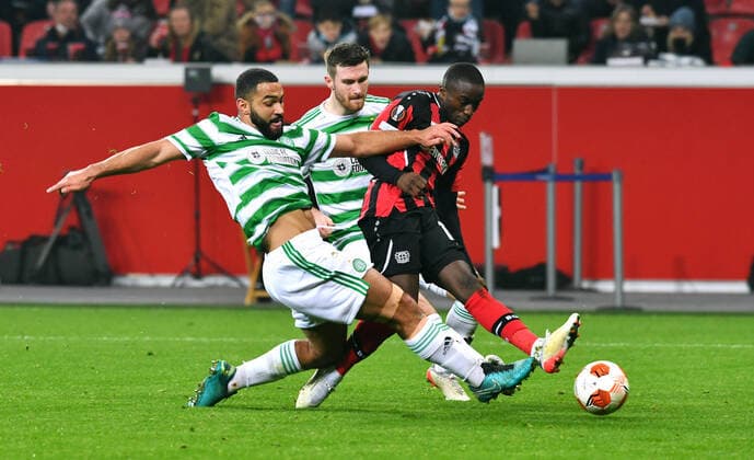Football, UEFA Europa League, Men, 2021 2022 season, Group G, Matchday 5, BayArena Leverkusen, Bayer Leverkusen black Celtic Glasgow white Moussa Diaby LEV , Cameron Carter Vickers CTG Action UEFA REGULATIONS PROHIBIT ANY USE OF PHOTOGRAPHS AS IMAGE SEQUENCES AND OR QUASI VIDEO