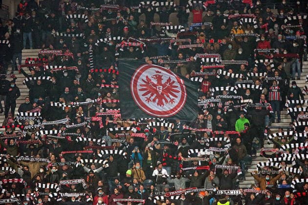 25 11 2021, xovx, football UEFA Europa League, Eintracht Frankfurt Royal Antwerp Frankfurt fans DFL DFB REGULATES PROHIBIT ANY USE OF PHOTOGRAPHS as IMAGE SEQUENCES and or QUASI VIDEO emspor Frankfurt