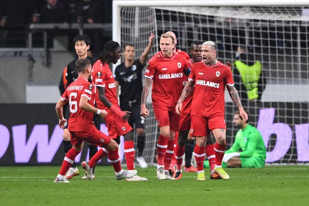 Football Europa League Matchday 5 Eintracht Frankfurt Royal Antwerpen FC on 25 11 2021 at Deutsche Bank Park in Frankfurt Goal celebrations to make it 1 1 by Radja Nainggolan Antwerpen own goal Evan Ndicka Frankfurt xHDx
