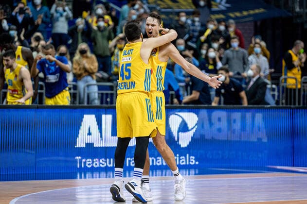 Basketball Berlin 25 11 2021 Season 2021 2022 EuroLeague 12 Matchday Alba Berlin vs Maccabi Tel Aviv Jubwl Tamir Blatt Alba, No 45 and Marcus Eriksson Alba, No 8 after the end of the game.
