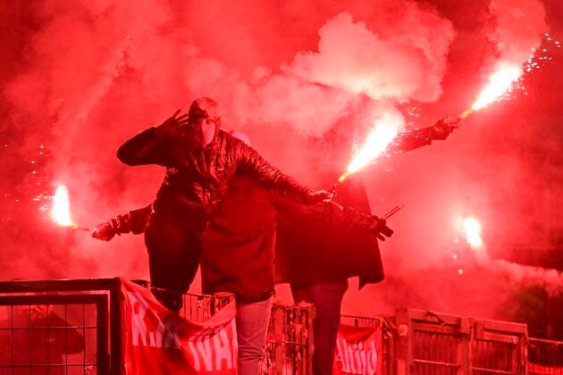 FRANKFURT, GERMANY - NOVEMBER 25 : Supporters of Antwerp during the UEFA Europa League Group stage D match between Eintracht Frankfurt and Royal Antwerp FC on November 25, 2021 in Frankfurt, Germany, 25 11 21 ( Frankfurt v Antwerp FC - UEFA Europa League PhotoNews Panoramic 