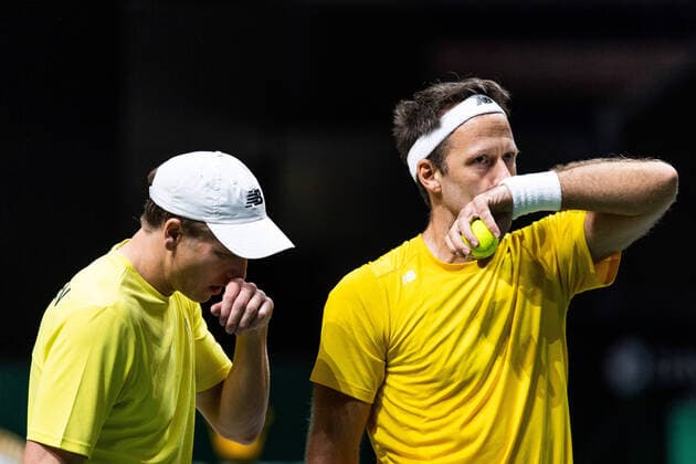 211125 AndrÃ Göransson and Robert Lindstedt of Sweden during the Davis Cup Finals group stage tennis match between Canada and Sweden on November 25, 2021 in Madrid Photo Mathias Bergeld BILDBYRAN kod MB MB0271 tennis davis cup davis cup finals davis cup finals 2021 canada sweden bbeng sverige kanada,  Copyright: MATHIASxBERGELD BB211125MB097