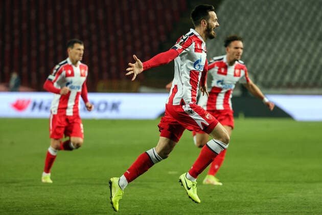 (211126) -- BELGRADE, Nov. 26, 2021 -- Crvena Zvezda s Mirko Ivanic (C) celebrates a goal during the UEFA Europa League Group F football match Crvena Zvezda and Ludogorets in Belgrade, Serbia on Nov. 25, 2021. (Photo by Xinhua) (SP)SERBIA-BELGRADE-FOOTBALL-UEFA-EUROPA LEAGUE-CRVENA ZVEZDA VS LUDOGORETS PredragxMilosavljevic 