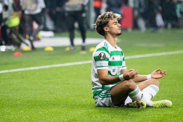 UEL Bayer 04 Leverkusen Celtic FC 25 11 2021 Jota Celtic FC, 17 after 1 2 UEL Bayer 04 Leverkusen Celtic FC, BayArena Leverkusen Copyright: xBEAUTIFULxSPORTS Wunderlx