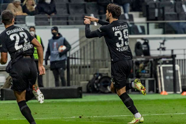 UEFA Europa League, Eintracht Frankfurt vs Royal Antwerpen FC, Frankfurt, Deutsche Bank Park, 25 11 2021 Goncalo Paciencia Eintracht Frankfurt 39 , Eintracht Frankfurt vs Royal Antwerpen FC, Frankfurt, Deutsche Bank Park, 25 11 2021 Copyright: xBEAUTIFULxSPORTS Gawlikx