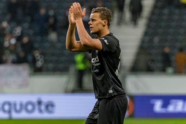 UEFA Europa League, Eintracht Frankfurt vs Royal Antwerpen FC, Frankfurt, Deutsche Bank Park, 25 11 2021 Timothy Chandler Eintracht Frankfurt 22 , Eintracht Frankfurt vs Royal Antwerpen FC, Frankfurt, Deutsche Bank Park, 25 11 2021 Copyright: xBEAUTIFULxSPORTS Gawlikx
