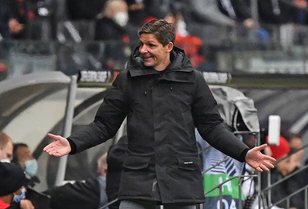 25 11 2021, xjhx, football UEFA Europa League, Eintracht Frankfurt Royal Antwerpen emspor, v l coach Oliver Glasner Eintracht Frankfurt zautz gestures DFL DFB REGULATES PROHIBIT ANY USE OF PHOTOGRAPHS as IMAGE SEQUENCES and or QUASI VIDEO Frankfurt am Main