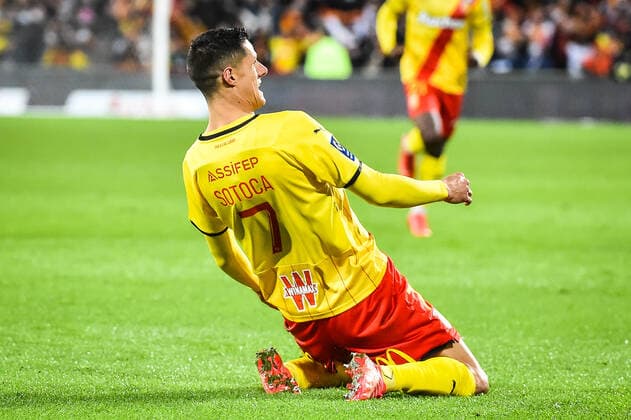 Florian SOTOCA of Lens celebrates his goal FOOTBALL : RC Lens vs Angers SCO - Ligue 1 Uber Eats - 26 11 2021 MatthieuMirville Panoramic 