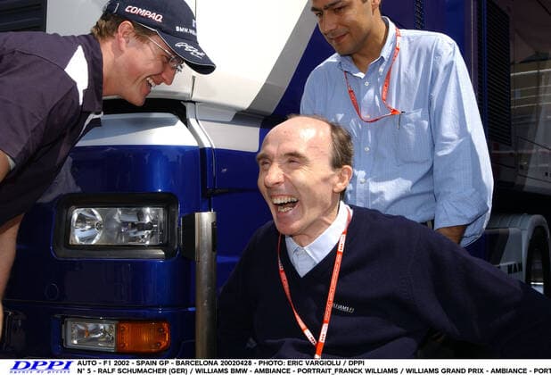 AUTO - F1 2002 - SPAIN GP - BARCELONA 20020428 - PHOTO: ERIC VARGIOLU DPPI NÂ¡ 5 - RALF SCHUMACHER (GER) WILLIAMS BMW - AMBIANCE - PORTRAIT_ FRANCK WILLIAMS WILLIAMS GRAND PRIX - AMBIANCE - PORTRAIT FUNNY AUTO - F1 SPAIN 2002 DPPI Panoramic  011_WILLIAMS_R_SCHUMACHER.jpg