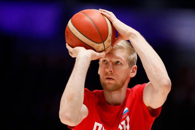 Basketball, WM Quali, Island - Russland Russia V Iceland - FIBA Basketball World Cup 2023 Qualifiers Viacheslav Zaitsev of Russia shoots the ball during the warm-up ahead of the FIBA Basketball World Cup 2023 Qualifying Tournament match between Russia and Iceland on November 29, 2021 at Yubileyny Sports Palace in Saint Petersburg, Russia. Saint Petersburg Russia  Copyright: xMikexKireevx originalFilename:kireev-notitle211129_npMR7.jpg