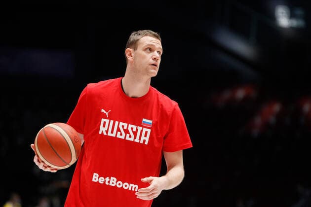 Basketball, WM Quali, Island - Russland Russia V Iceland - FIBA Basketball World Cup 2023 Qualifiers Andrey Zubkov of Russia in action during the warm-up ahead of the FIBA Basketball World Cup 2023 Qualifying Tournament match between Russia and Iceland on November 29, 2021 at Yubileyny Sports Palace in Saint Petersburg, Russia. Saint Petersburg Russia  Copyright: xMikexKireevx originalFilename:kireev-notitle211129_npUc8.jpg