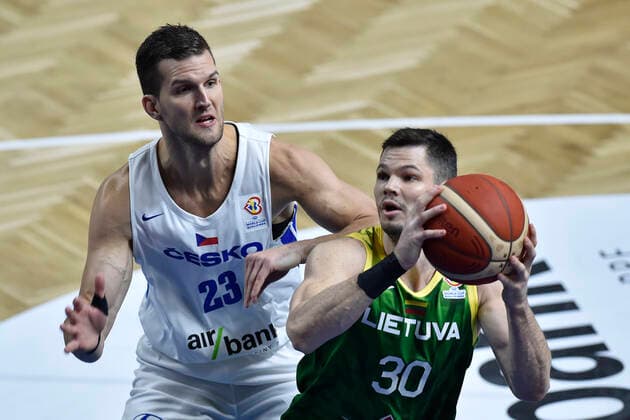 Basketball, WM Quali, Tschechien - Litauen L-R Lukas Palyza of Czech and Vytenis Cizauskas of Lithuania in action during the Czech Republic vs Lithuania match, qualifier for 2023 Basketball World Cup, in Opava, Czech Republic, on Monday, November 29, 2021. (CTKxPhoto JaroslavxOzana) CTKPhotoP2021112907592  JAO 03