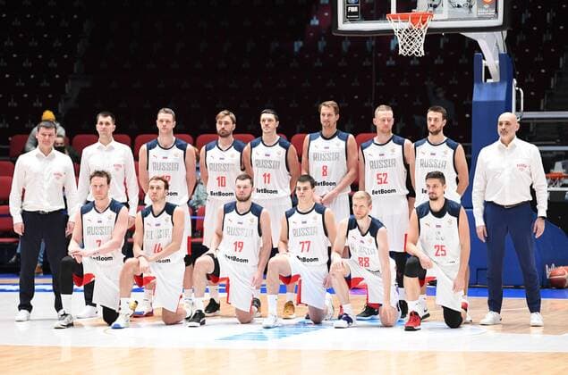 Basketball, WM Quali, Island - Russland Russia Basketball 2023 World Cup Qualifiers Iceland - Russia 6708375 29.11.2021 Russia s players are photographed before the Basketball World Cup 2023 qualifying match between Iceland and Russia at Yubileyniy Complex in St. Petersburg, Russia. Alexei Danichev Sputnik St. Petersburg Russia  Copyright: xAlexeixDanichevx