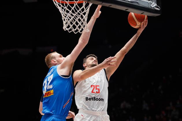 Basketball, WM Quali, Island - Russland Russia V Iceland - FIBA Basketball World Cup 2023 Qualifiers Anton Astapkovich 25 of Russia and Tryggvi Snaer Hlinason 32 of Iceland in action during the FIBA Basketball World Cup 2023 Qualifying Tournament match between Russia and Iceland on November 29, 2021 at Yubileyny Sports Palace in Saint Petersburg, Russia. Saint Petersburg Russia  Copyright: xMikexKireevx originalFilename:kireev-notitle211129_npyWA.jpg