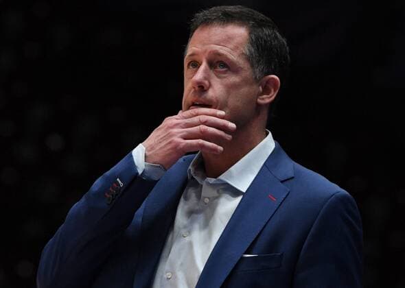 Basketball, WM Quali, Island - Russland Russia Basketball 2023 World Cup Qualifiers Iceland - Russia 6708484 29.11.2021 Iceland s head coach Craig Pedersen reacts during the Basketball World Cup 2023 qualifying match between Iceland and Russia at Yubileyniy Complex in St. Petersburg, Russia. Alexei Danichev Sputnik St. Petersburg Russia  Copyright: xAlexeixDanichevx