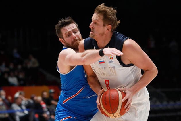 Basketball, WM Quali, Island - Russland Russia V Iceland - FIBA Basketball World Cup 2023 Qualifiers Vladimir Ivlev (R) of Russia and Olafur Olafsson of Iceland in action during the FIBA Basketball World Cup 2023 Qualifying Tournament match between Russia and Iceland on November 29, 2021 at Yubileyny Sports Palace in Saint Petersburg, Russia. Saint Petersburg Russia  Copyright: xMikexKireevx originalFilename:kireev-notitle211129_npvcp.jpg