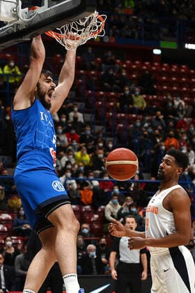 Basketball, WM Quali, Italien - Niederlande Db Milano 29 11 2021 - qualificazioni Mondiali 2023 di basket Italia-Olanda foto Daniele Buffa Image nella foto: Amedeo Vittorio Tessitori-Mohamed Kherrazi 