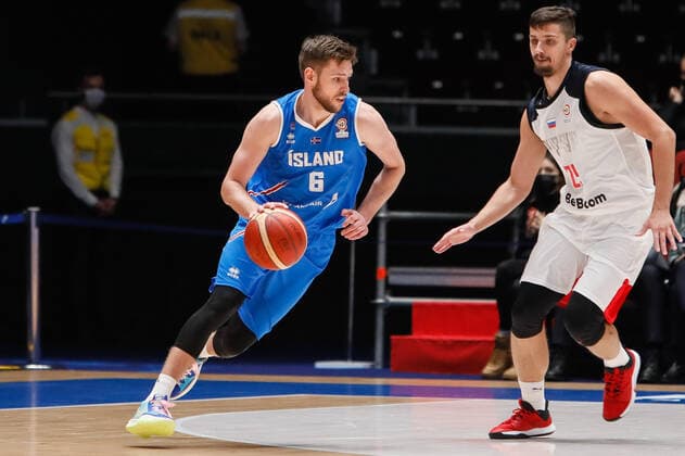 Basketball, WM Quali, Island - Russland Russia V Iceland - FIBA Basketball World Cup 2023 Qualifiers Anton Astapkovich (R) of Russia and Jon Axel Gudmundsson of Iceland in action during the FIBA Basketball World Cup 2023 Qualifying Tournament match between Russia and Iceland on November 29, 2021 at Yubileyny Sports Palace in Saint Petersburg, Russia. Saint Petersburg Russia  Copyright: xMikexKireevx originalFilename:kireev-notitle211129_npzNW.jpg