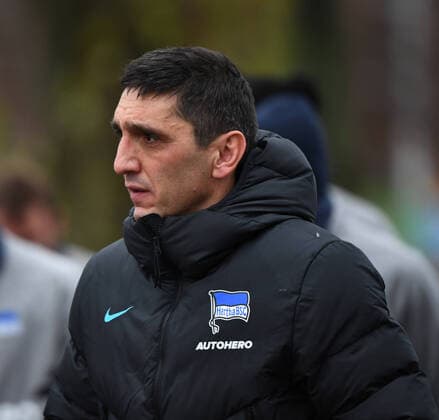Football, men, 2021 2022 season, Hertha BSC, training, coach Tayfun Korkut Hertha BSC , 30 11 2021, Copyright: xSebastianxRäppold MatthiasxKochx