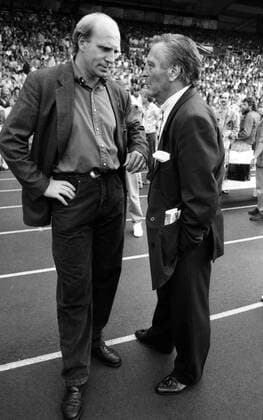 27.07.91 VfB Stuttgart - Inter Mailand Deutschland, Stuttgart, 27.07.1991, Fussball, Bundesliga, Testspiel, VfB Stuttgart - Inter Mailand (2:1): v.l. Dieter Hoeneß (Manager VfB Stuttgart), Gerhard Mayer-Vorfelder (Präsident VfB Stuttgart). *** 27 07 91 VfB Stuttgart Inter Milan Germany, Stuttgart, 27 07 1991, Football, Bundesliga, Test match, VfB Stuttgart Inter Milan 2 1 v l Dieter Hoeneß Manager VfB Stuttgart , Gerhard Mayer Vorfelder President VfB Stuttgart
