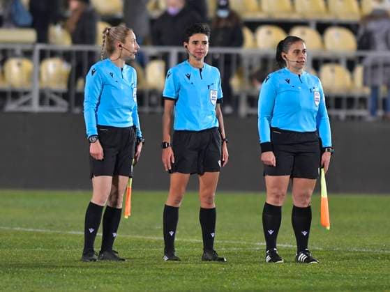 The refereeing team formed by Olga Almeida, Catarina Campos and Sandrine Goncalves Santos in the womens football match between Romania and Italy, counting for the World Championship Preliminaries, held on the Anghel Iordanescu Stadium in Voluntari, Tuesday, November 30, 2021 Voluntari Copyright: xRazvanxPasarica SPORTxPICTURESx