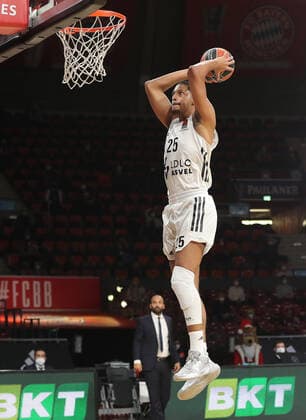 William Howard ASVEL Villeurbanne, 25 pts GER, FC Bayern Basketball vs LDLC ASVEL Villeurbanne, Basketball, EuroLeague, 2021 2022 season, 02 12 2021, GER, FC Bayern Basketball vs LDLC ASVEL Villeurbanne, Basketball, EuroLeague, 2021 2022 season, 02 12 2021, Munich. Copyright: xEIBNER MarcelxEngelbrechtx EP_EER