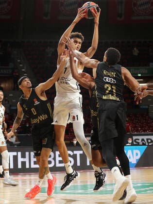 Victor Wembanyama ASVEL Villeurbanne, 1 with the rebound GER, FC Bayern Basketball vs LDLC ASVEL Villeurbanne, Basketball, EuroLeague, 2021 2022 season, 02 12 2021, GER, FC Bayern Basketball vs LDLC ASVEL Villeurbanne, Basketball, EuroLeague, 2021 2022 season, 02 12 2021, Munich. Copyright: xEIBNER MarcelxEngelbrechtx EP_EER