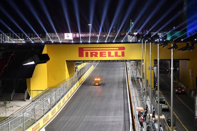 Formula 1 Grand Prix of Saudi Arabia 02 12 2021, Jeddah Corniche Circuit, Jeddah, Formula 1 Grand Prix of Saudi Arabia ,in the picture overview of the circuit at night, Safety Car nordphotoxGmbHx xBratic nph00250