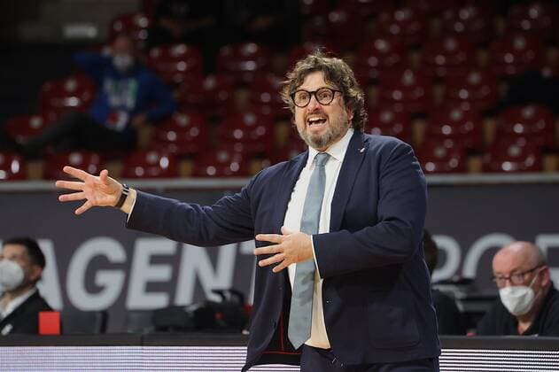 Bayerns Head Coach Andrea TRINCHIERI Basketball, FC Bayern Villeurbanne, on 2 12 2021, Basketball Euroleague, FC Bayern Basketball LDLC ASVEL Villeurbanne, 2021 2022 season in Munich, A U D I D O M E, Germany Source Copyright Credit Oryk HAIST x1DX36166.JPGx