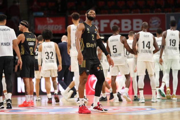 Corey Walden Bayern Basketball, 2 after end of game GER, FC Bayern Basketball vs LDLC ASVEL Villeurbanne, Basketball, EuroLeague, 2021 2022 season, 02 12 2021, GER, FC Bayern Basketball vs LDLC ASVEL Villeurbanne, Basketball, EuroLeague, 2021 2022 season, 02 12 2021, Muenchen Copyright: xEIBNER MarcelxEngelbrechtx EP_EER
