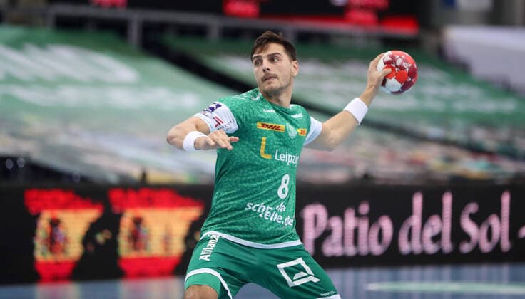 Leipzig, 02 12 2021, Arena Leipzig, Handball, 1 Bundesliga , DHfK Leipzig vs Balingen Weilstetten 31 24 16 15 , Pictured Lucas Krzikalla 8, Leipzig ,