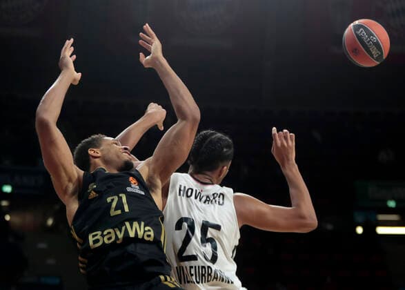 02 12 2021, Euroleague, FC Bayern Basketball vs Villeurbanne , Basketball, Audi Dome Muenchen, Sports, in the picture Augustine Rubit FCB Basketball vs William Howard ASVEL Villeurbanne