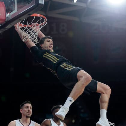 02 12 2021, Euroleague, FC Bayern Basketball vs Villeurbanne , Basketball, Audi Dome Munich, Sports, in picture Paul Lacombe ASVEL Villeurbanne , Kostas Antetokounmpo ASVEL Villeurbanne and Vladimir Lucic FCB Basketball.