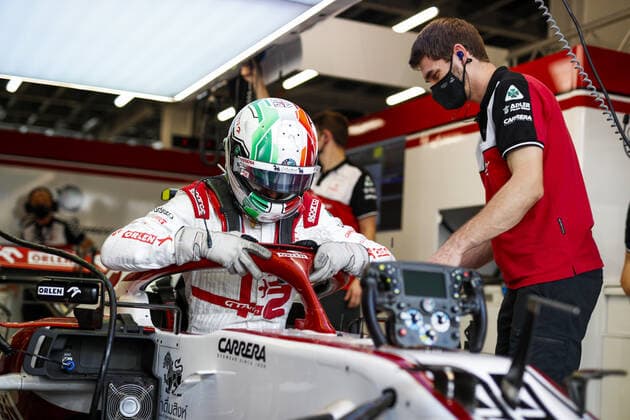 Formel 1, GP Saudi-Arabien in Dschidda GIOVINAZZI Antonio (ita), Alfa Romeo Racing ORLEN C41, portrait during the Formula 1 stc Saudi Arabian Grand Prix 2021, 21th round of the 2021 FIA Formula One World Championship, WM, Weltmeisterschaft from December 3 to 5, 2021 on the Jeddah Corniche Circuit, in Jeddah, Saudi Arabia - F1 - SAUDI ARABIAN GRAND PRIX 2021 DPPI Panoramic  00121043__V2_4033.JPG