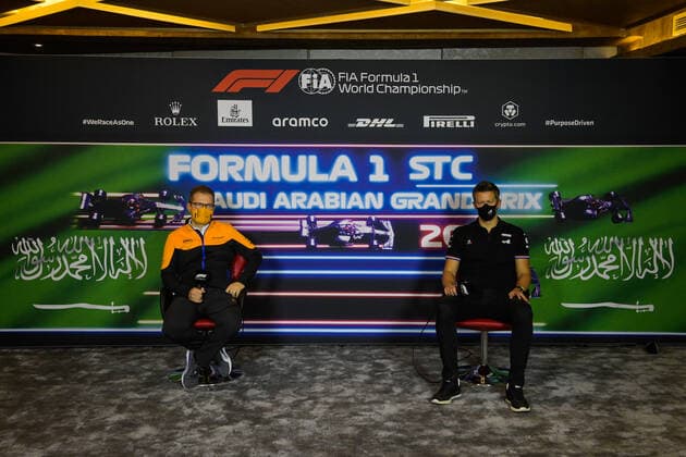 F1 Grand Prix of Saudi Arabia Andreas Seidl (GER, McLaren F1 Team), Marcin Budkowski (POL, Alpine F1 Team), F1 Grand Prix of Saudi Arabia at Jeddah Corniche Circuit on December 3, 2021 in Jeddah, Saudi Arabia. (Photo by Mark Sutton LAT Motorsport Images FIA Pool via HOCH ZWEI) Jeddah Saudi Arabia Poolfoto HOCH ZWEI Pool Motorsport Images ,EDITORIAL USE ONLY