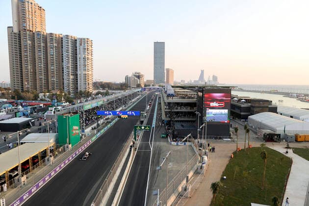 10 Pierre Gasly FRA, Scuderia AlphaTauri Honda , F1 Grand Prix of Saudi Arabia at Jeddah Corniche Circuit on December 3, 2021 in Jeddah, Saudi Arabia Photo by HOCH ZWEI Jeddah Saudi Arabia
