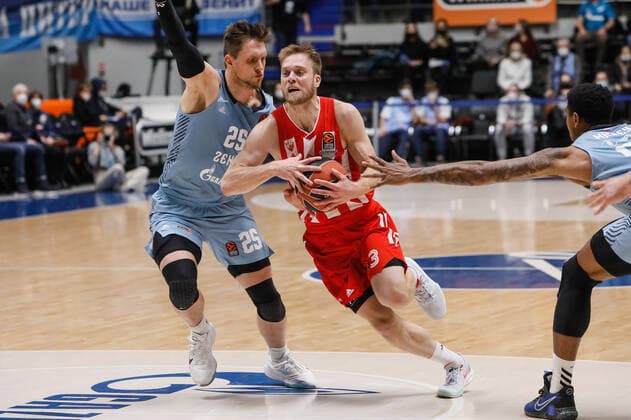 Zenit St Petersburg V Crvena Zvezda Mts Belgrade - Turkish Airlines EuroLeague Mateusz Ponitka (L) of Zenit and Nate Wolters of Crvena Zvezda in action during the EuroLeague Basketball match between Zenit St. Petersburg and Crvena Zvezda mts Belgrade on December 3, 2021 at Sibur Arena in Saint Petersburg, Russia. Saint Petersburg Russia  Copyright: xMikexKireevx originalFilename:kireev-notitle211203_npMwn.jpg