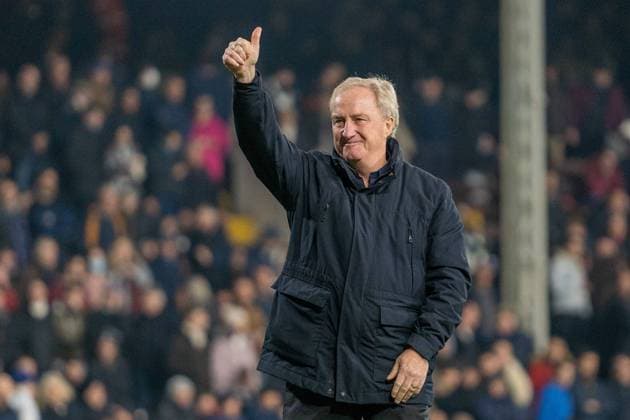 Fußball, Trainerhistorie FC Fulham von 1904 bis heute Fulham v Bournemouth EFL Sky Bet Championship 03 12 2021. Forever Fulham. Ray Lewington during the EFL Sky Bet Championship match between Fulham and Bournemouth at Craven Cottage, London, England on 3 December 2021. London Craven Cottage Greater London England Editorial use only DataCo restrictions apply See www.football-dataco.com , Copyright: xStephenxFlynnx PSI-14170-0046