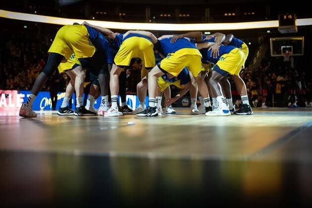 Basketball Berlin 03 12 2021 Season 2021 2022 Euroleague Regular Season Alba Berlin AX Armani Exchange Milan Team introduction Alba Huddle before the game.