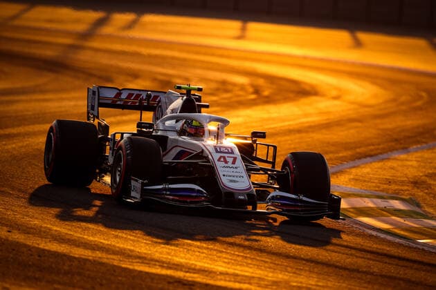 47 SCHUMACHER Mick (ger), Haas F1 Team VF-21 Ferrari, action during the Formula 1 stc Saudi Arabian Grand Prix 2021, 21th round of the 2021 FIA Formula One World Championship, WM, Weltmeisterschaft from December 3 to 5, 2021 on the Jeddah Corniche Circuit, in Jeddah, Saudi Arabia - F1 - SAUDI ARABIAN GRAND PRIX 2021 DPPI Panoramic  20211204_GOODEN_FG0O1705