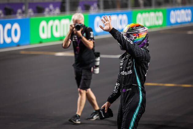 HAMILTON Lewis (gbr), Mercedes AMG F1 GP W12 E Performance, portrait during the Formula 1 stc Saudi Arabian Grand Prix 2021, 21th round of the 2021 FIA Formula One World Championship, WM, Weltmeisterschaft from December 3 to 5, 2021 on the Jeddah Corniche Circuit, in Jeddah, Saudi Arabia - F1 - SAUDI ARABIAN GRAND PRIX 2021 DPPI Panoramic  00121043_AV6_2741