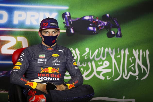 VERSTAPPEN Max (ned), Red Bull Racing Honda RB16B, press conference, PK, Pressekonferenz during the Formula 1 stc Saudi Arabian Grand Prix 2021, 21th round of the 2021 FIA Formula One World Championship, WM, Weltmeisterschaft from December 3 to 5, 2021 on the Jeddah Corniche Circuit, in Jeddah, Saudi Arabia - F1 - SAUDI ARABIAN GRAND PRIX 2021 DPPI Panoramic  00121043_FGO07803.JPG