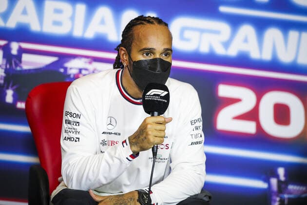HAMILTON Lewis (gbr), Mercedes AMG F1 GP W12 E Performance, portrait, press conference, PK, Pressekonferenz during the Formula 1 stc Saudi Arabian Grand Prix 2021, 21th round of the 2021 FIA Formula One World Championship, WM, Weltmeisterschaft from December 3 to 5, 2021 on the Jeddah Corniche Circuit, in Jeddah, Saudi Arabia - F1 - SAUDI ARABIAN GRAND PRIX 2021 DPPI Panoramic 00121043_FGO07812.JPG