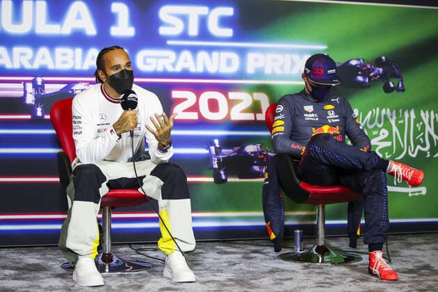 HAMILTON Lewis (gbr), Mercedes AMG F1 GP W12 E Performance, VERSTAPPEN Max (ned), Red Bull Racing Honda RB16B, press conference, PK, Pressekonferenz during the Formula 1 stc Saudi Arabian Grand Prix 2021, 21th round of the 2021 FIA Formula One World Championship, WM, Weltmeisterschaft from December 3 to 5, 2021 on the Jeddah Corniche Circuit, in Jeddah, Saudi Arabia - F1 - SAUDI ARABIAN GRAND PRIX 2021 DPPI Panoramic 00121043_FGO07823.JPG