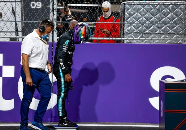 44 Lewis Hamilton GBR, Mercedes AMG Petronas F1 Team , F1 Grand Prix of Saudi Arabia at Jeddah Corniche Circuit on December 4, 2021 in Jeddah, Saudi Arabia Photo by HOCH ZWEI Jeddah Saudi Arabia