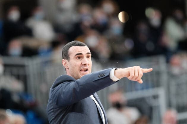 Roel Moors BG Goettingen,Headcoach at the BBL match of MLP Academics Heidelberg vs BG Goettingen in the 1 Basketball Bundesliga on 04 12 2021 MLP Academics Heidelberg vs BG Goettingen, Basketball, Easycredit BBL, 04 12 2021 Heidelberg Copyright: xEibner-Pressefotox xMichaelxBermelx