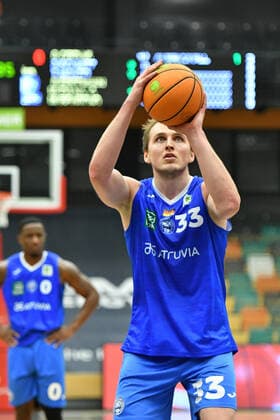 Tom Alte PS Karlsruhe Lions 33 Basketball, BARMER 2 Basketball Bundesliga, season 2010 22, RASTA Vechta PS Karlsruhe Lions, 4 12 2021, 12 matchday, Rasta Dome Vechta Copyright: xWenzel Eibner-Pressefotox RVA