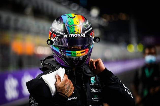 HAMILTON Lewis (gbr), Mercedes AMG F1 GP W12 E Performance, portrait celebrating pole position during the Formula 1 stc Saudi Arabian Grand Prix 2021, 21th round of the 2021 FIA Formula One World Championship, WM, Weltmeisterschaft from December 3 to 5, 2021 on the Jeddah Corniche Circuit, in Jeddah, Saudi Arabia - F1 - SAUDI ARABIAN GRAND PRIX 2021 DPPI Panoramic  20211204_GOODEN_FGO07673