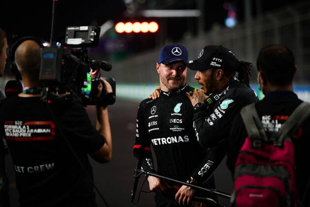 BOTTAS Valtteri (fin), Mercedes AMG F1 GP W12 E Performance, HAMILTON Lewis (gbr), Mercedes AMG F1 GP W12 E Performance, portrait during the Formula 1 stc Saudi Arabian Grand Prix 2021, 21th round of the 2021 FIA Formula One World Championship, WM, Weltmeisterschaft from December 3 to 5, 2021 on the Jeddah Corniche Circuit, in Jeddah, Saudi Arabia - F1 - SAUDI ARABIAN GRAND PRIX 2021 DPPI Panoramic  20211204_GOODEN_FGO07783